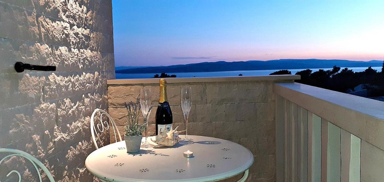 Appartement Deluxe Stone House Bonaca à Baška Voda Chambre photo