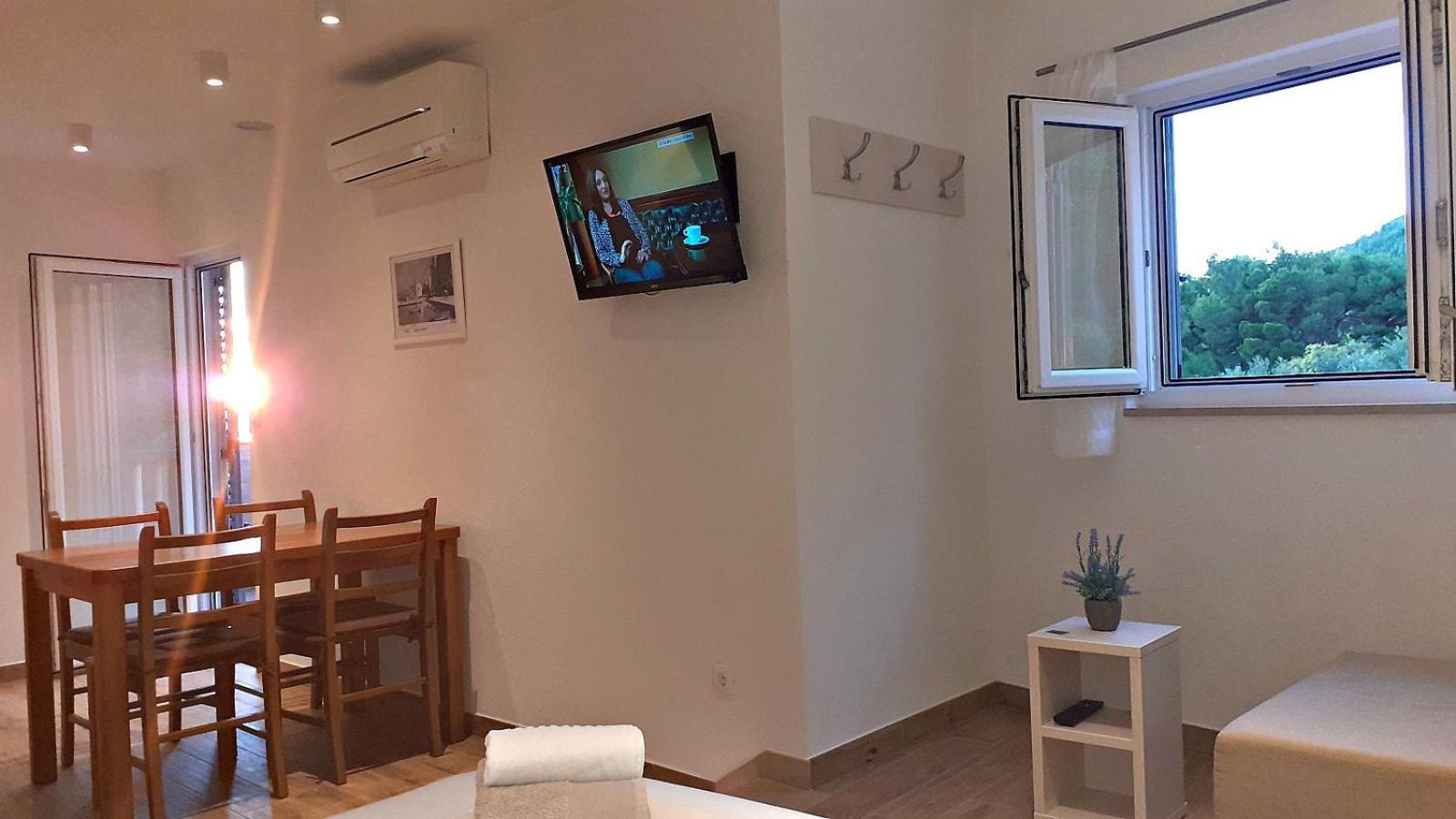Appartement Deluxe Stone House Bonaca à Baška Voda Chambre photo