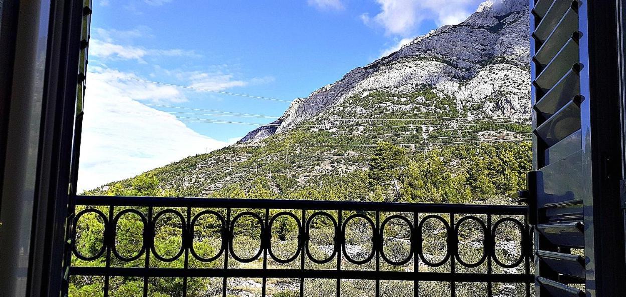 Appartement Deluxe Stone House Bonaca à Baška Voda Chambre photo
