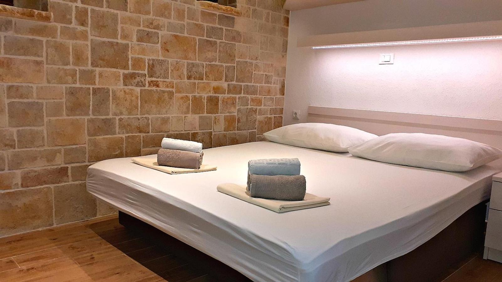 Appartement Deluxe Stone House Bonaca à Baška Voda Chambre photo